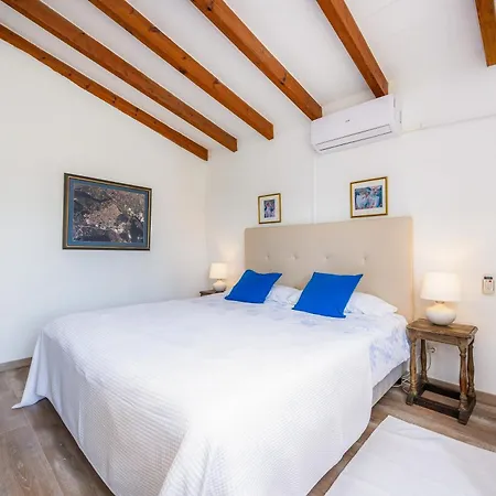 Gat Villa *